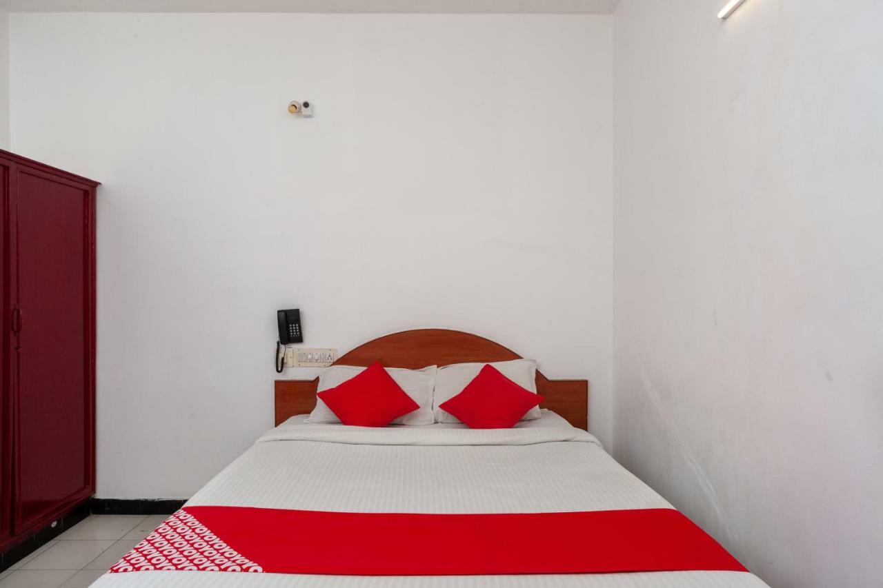 Oyo 19906 Hotel Bliss Inn Ποντισερί Εξωτερικό φωτογραφία