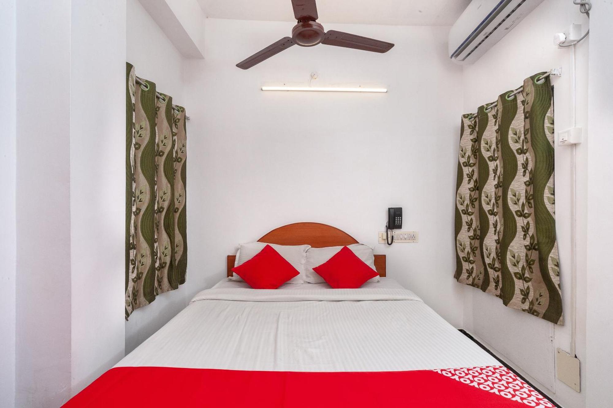 Oyo 19906 Hotel Bliss Inn Ποντισερί Εξωτερικό φωτογραφία